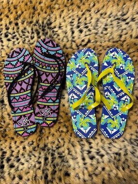 Colorful Patterned Flip Flop Duo - Tropical Blue/Yellow & Aztec Black/Pink